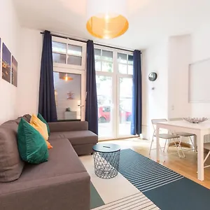 Cheers Am Körnerpark Apartment Berlin