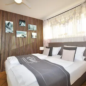 Elbhus Apartment Hamburg