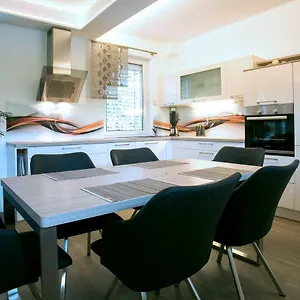 Am Schmeding Apartment Berlin